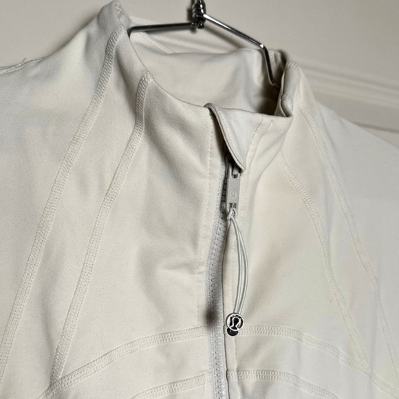 Lululemon Define Jacket in White Size 8 - Picture 7 of 9